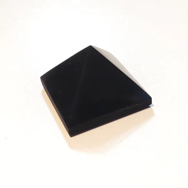 Shungiet Piramide 4cm